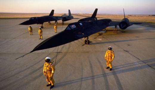 Lockheed-SR71-blackbird.jpg