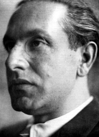 Evola-PHOTO-PORTRAIT.jpg