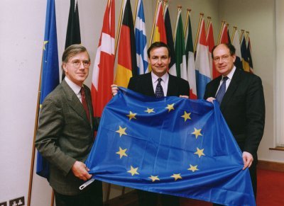 european-flag.jpg