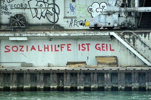 graffiti-sozialhilfe-ist-geil.jpg